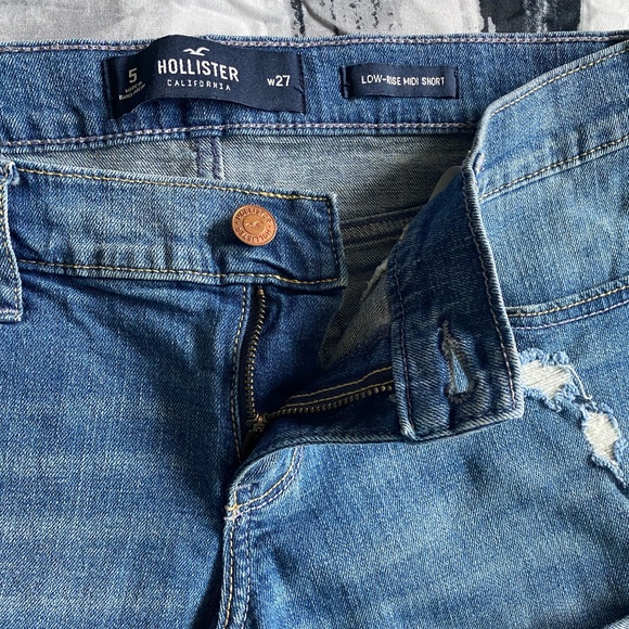 Hollister Low Rise Midi Short - Light Med Ripped - Picture 6 of 8